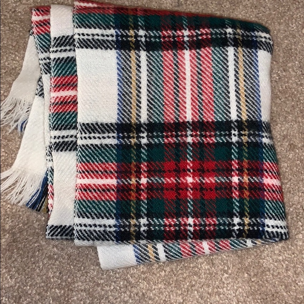 scarf